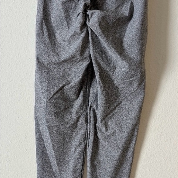 CLS Scrunch Booty Gray Leggings Size S - Picture 6 of 10